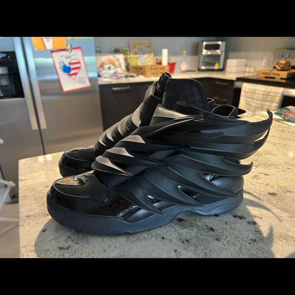 black jeremy scott adidas wings batman